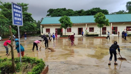 Nhiều địa phương cho học sinh nghỉ học vì nước lũ dâng cao