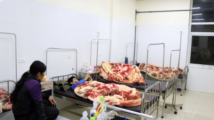 40 học sinh bị ngộ độc thực phẩm: Phòng GD-ĐT Mộc Châu báo cáo gì?