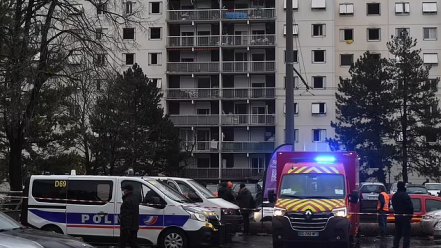 Cháy tòa nhà 7 tầng tại Pháp, nhiều trẻ em thiệt mạng