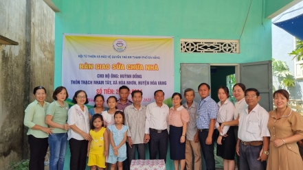 Trao hỗ trợ sửa chữa nhà ở cho 2 hộ nghèo huyện Hòa Vang, Đà Nẵng