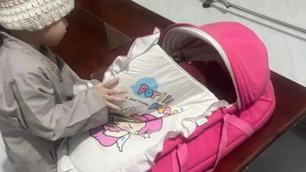 Phú Yên: Xót xa bé sơ sinh bị bỏ rơi ở cổng chùa cùng lá thư xin cứu giúp