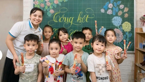 Cô giáo Trần Thị Mùi: Người 'gieo mầm' tâm hồn qua từng nét chữ