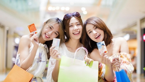 Đón hè rực rỡ cùng loạt ưu đãi hấp dẫn cho chủ thẻ quốc tế SHB