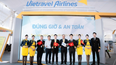 Dấu ấn Vietravel Airlines tại Triển lãm thành tựu Đất nước: Khẳng định khát vọng cất cánh từ vùng trời quốc gia