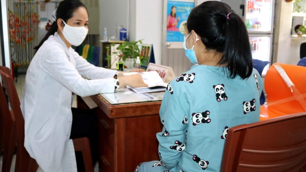 Né tránh giáo dục giới tính là đẩy con vào nguy hiểm: Những điều cha mẹ nên nói khi con dậy thì