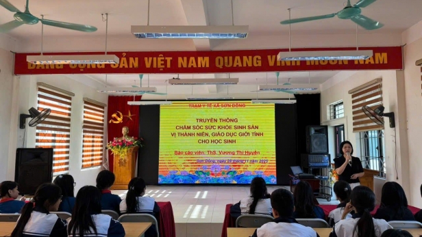 THCS Song Phương: Trang bị kiến thức sức khỏe sinh sản cho học sinh