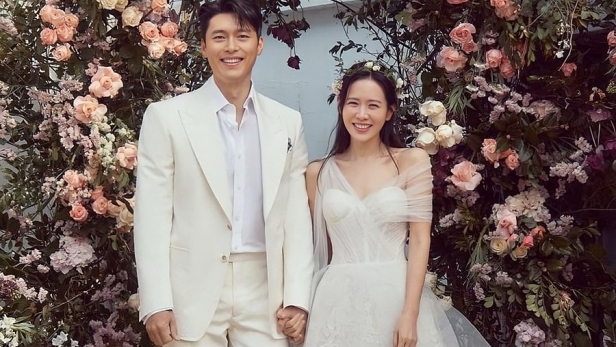 Son Ye Jin lần đầu công khai ảnh con trai cùng tâm thư nhắn gửi ông xã Hyun Bin 