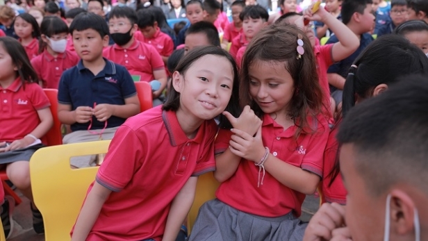 Lễ khai giảng hạnh phúc tại TH School