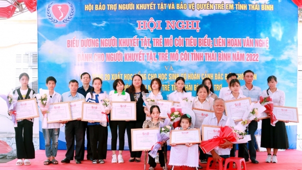 Thái Bình: Biểu dương người khuyết tật và trẻ mồ côi tiêu biểu năm 2022