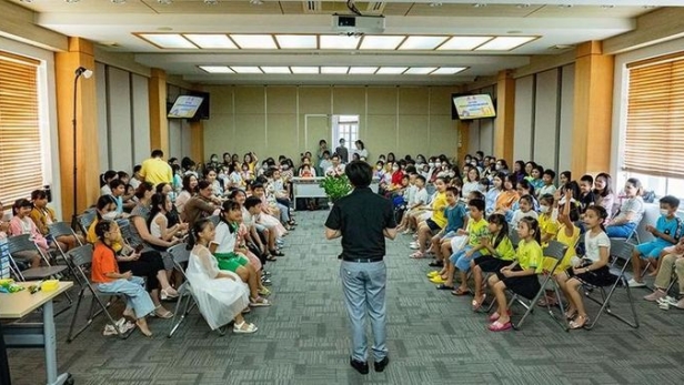 Khi người lớn cũng 'hồn nhiên' về xâm hại trẻ em