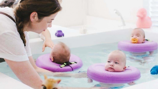 Bơi thủy liệu là gì? Top những dịch vụ bơi thủy liệu an toàn cho trẻ em tại Hà Nội