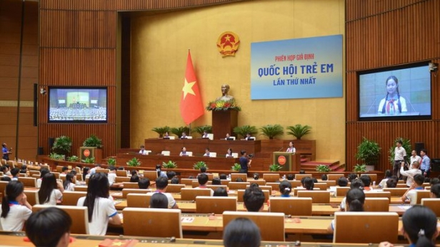 263 đại biểu trẻ em tham dự phiên họp giả định ''Quốc hội trẻ em''