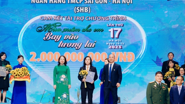 SHB ủng hộ 2 tỷ đồng góp phần mang “mùa xuân cho em” dịp Tết Giáp Thìn