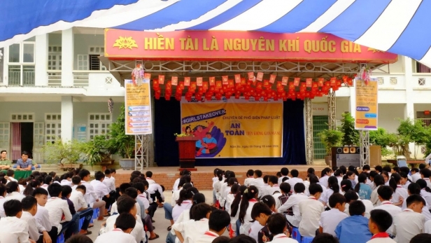 Giáo dục an toàn số: Nhà trường không thể đứng ngoài cuộc