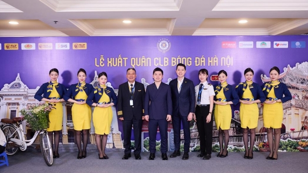 Vietravel Airlines đồng hành cùng Hà Nội FC viết tiếp giấc mơ 20 năm