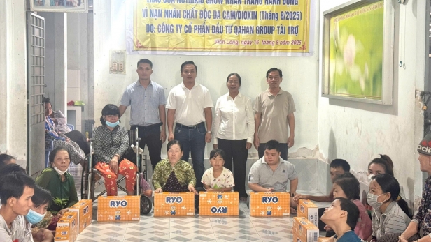 Hỗ trợ trẻ em có hoàn cảnh đặc biệt tại Vĩnh Long