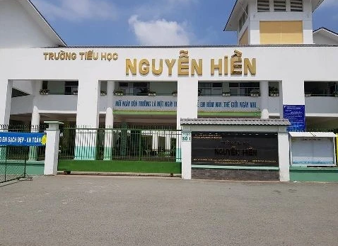 TPHCM: Nhiều học sinh bị đau bụng, phải nghỉ học, nghi bị ngộ độc thực phẩm