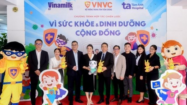 Vinamilk bắt tay cùng nhiều đối tác y tế lớn đẩy mạnh chăm sóc dinh dưỡng, sức khỏe cộng đồng