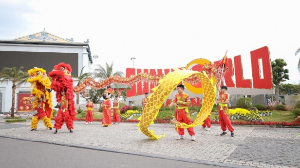 Sun World Ha Long hút khách những ngày đầu xuân Ất Tỵ