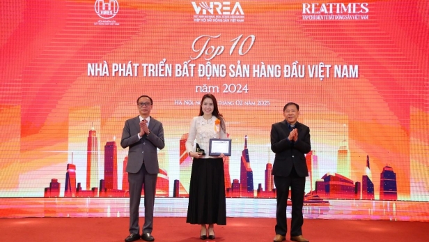 Văn Phú - Invest: Khẳng định vị thế với giải thưởng Top 10 Nhà phát triển bất động sản hàng đầu Việt Nam 2024