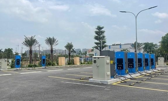 Có gì trong tổ hợp trạm sạc siêu nhanh đa năng, đa dịch vụ 1.000 m2