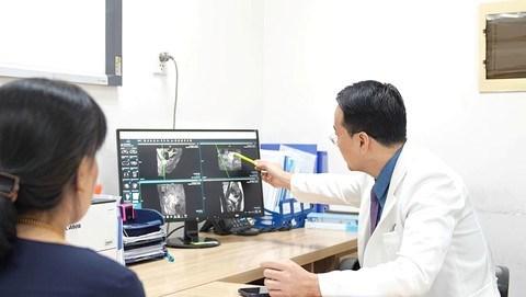 Thoát 'cửa tử' trong giờ vàng: Ca đại phẫu tim mạch ngoạn mục tại Vinmec Central Park