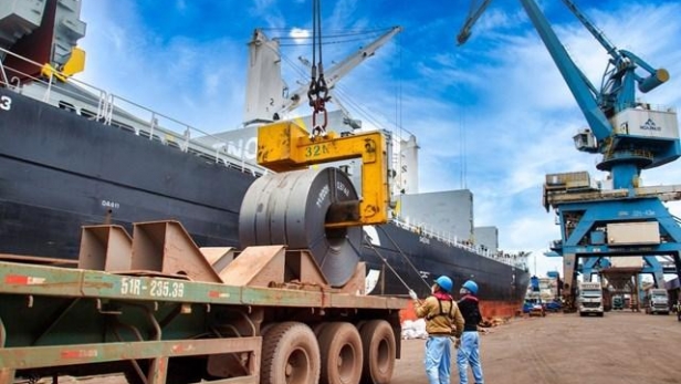 Lò cao số 1 của Hòa Phát Dung Quất 1 vận hành trở lại, gia tăng sản lượng bán hàng