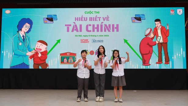 Hà Nội: Hơn 1300 học sinh Trường THCS Chu Văn An tiếp cận kiến thức về tài chính