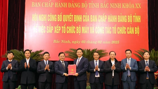 Chủ tịch UBND tỉnh Bắc Ninh Vương Quốc Tuấn giữ chức Bí thư Đảng ủy UBND tỉnh