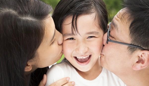 'Yêu cho roi cho vọt' là quan niệm rất lạc hậu khi nuôi dạy trẻ