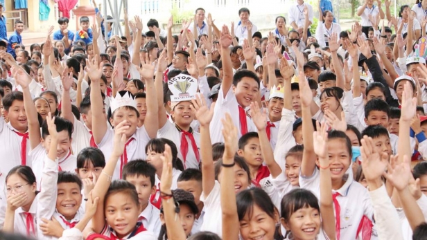 Đầu tư cho trẻ em gái vì hạnh phúc gia đình, vì tương lai đất nước