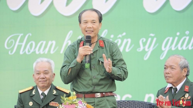 TS Nguyễn Tiến Luận - Người lính năm xưa “giữ lửa” cho tuổi trẻ hôm nay