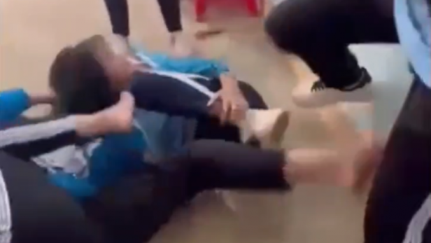 Nữ sinh lớp 7 bị đánh tới tấp, tỉnh Gia Lai yêu cầu chấn chỉnh tình trạng bạo lực học đường