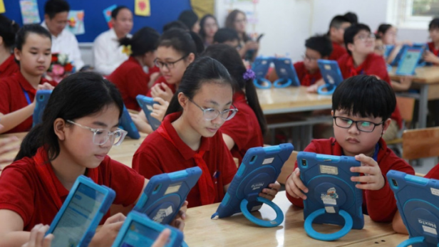 Thí điểm giáo dục trí tuệ nhân tạo cho học sinh phổ thông