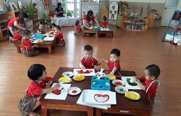 Hà Nội: Trẻ em học trường chất lượng cao phải chi trả bao nhiêu?