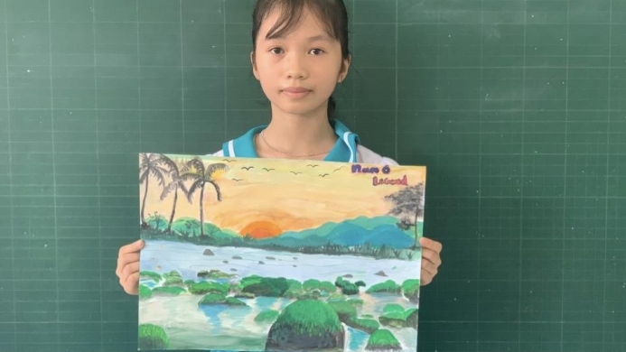 Thưởng lãm cảnh đẹp Nam Ô qua tranh vẽ của học sinh Trường Tiểu học Hồng Quang