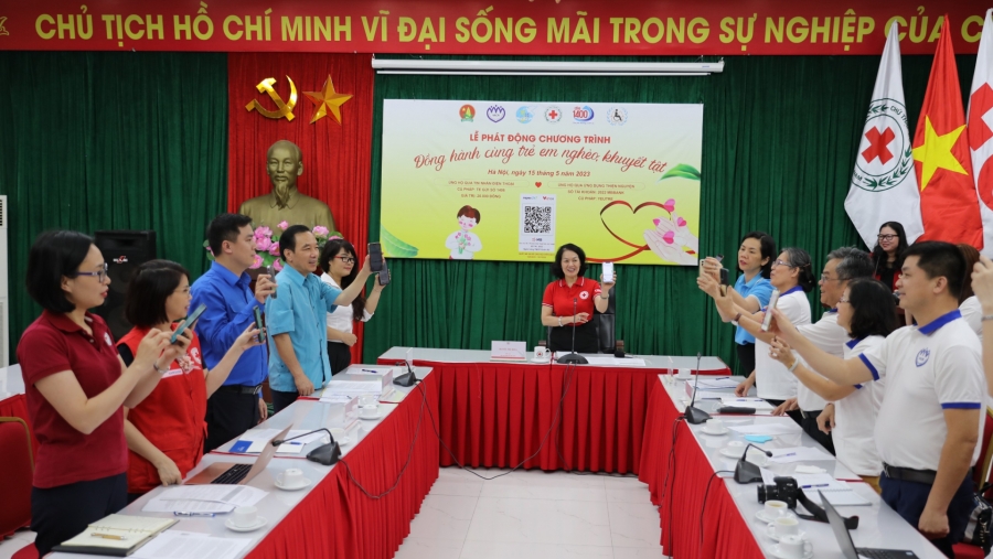 Hội Bảo vệ quyền trẻ em Việt Nam triển khai chiến dịch quyên góp gây quỹ ‘Đồng hành cùng trẻ em nghèo, khuyết tật’