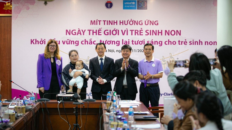 Việt Nam quyết tâm khởi đầu vững chắc, tương lai tươi sáng cho trẻ sinh non